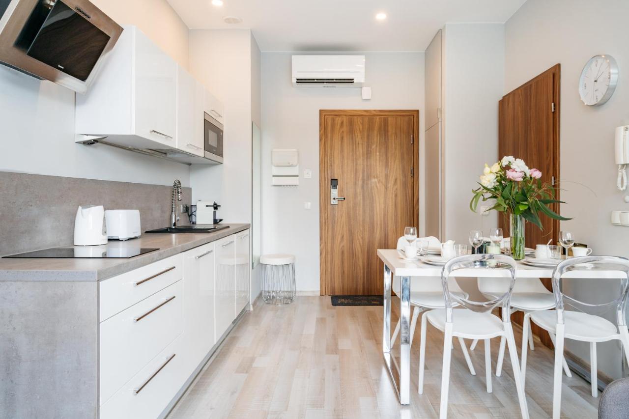 Bright Apartments - Loftaffair Красков Екстериор снимка